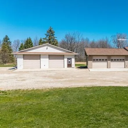 Image 1 - US Highway 10, Village of Harrison, WI 54952, USA - House for sale