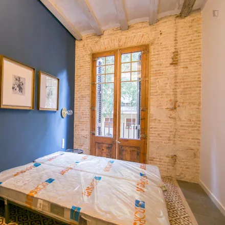 Rent this 2 bed apartment on Carrer del Comte Borrell in 30, 08001 Barcelona