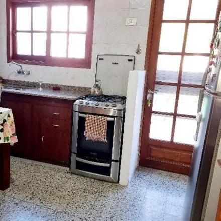 Buy this 2 bed house on José Gálvez 2835 in Parque, Rosario