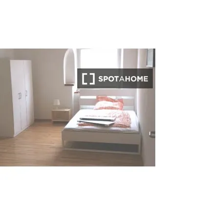Rent this 5 bed room on Grund- und Mittelschule an der Weilerstraße in Weilerstraße, 81541 Munich