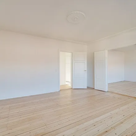 Rent this 3 bed apartment on Centrumgaden 3 in 2750 Ballerup, Denmark