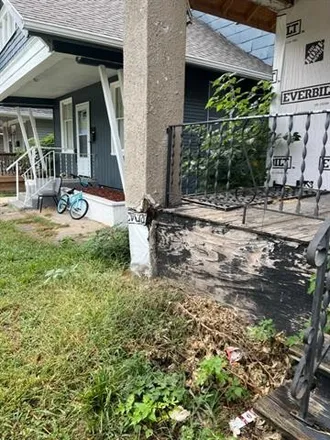 Image 2 - Greenwood Elementary School (disused), Monroe Avenue, Kansas City, MO 64128, USA - House for sale