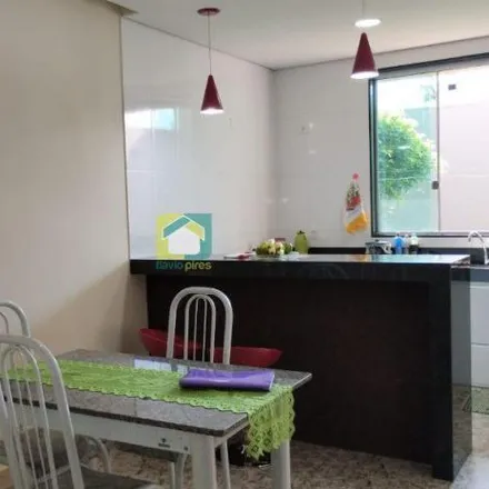 Buy this 3 bed house on Rua Sergipe in Jardim das Alterosas, Betim - MG