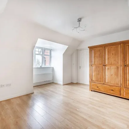 Rent this 5 bed house on Padelford Lane in London, HA7 4WU