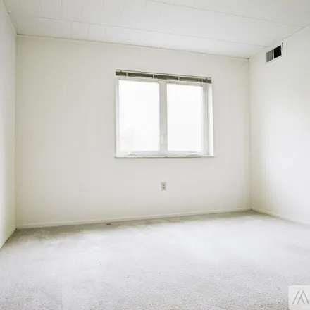 Image 2 - 509 S Highland Ave, Unit 42 - Apartment for rent
