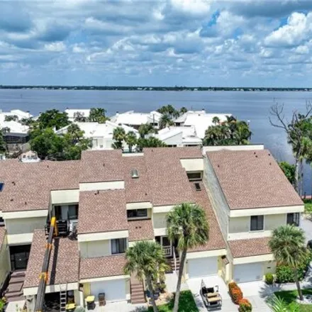 Buy this 3 bed townhouse on unnamed road in Punta Gorda, FL 33950