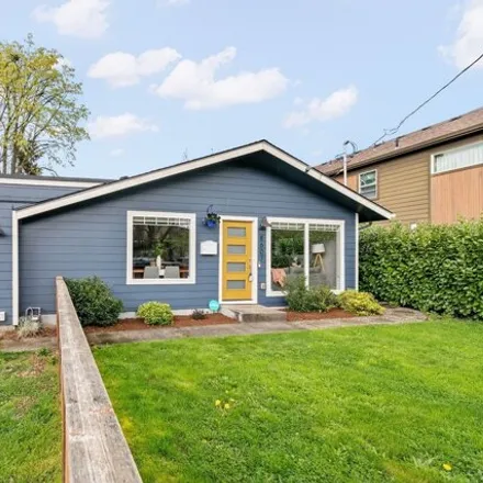 Buy this 3 bed house on 8607 North Wayland Avenue in Portland, OR 97203