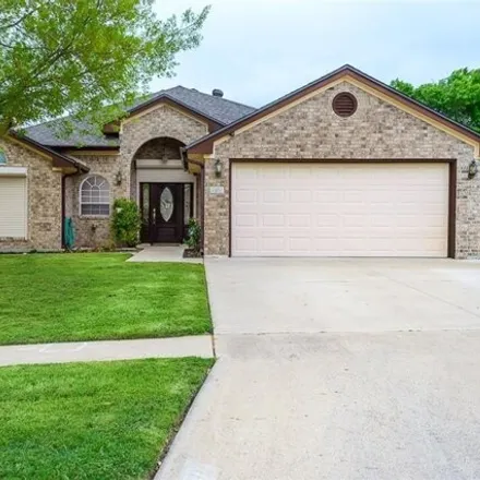 Buy this 3 bed house on 4799 Vahrenkamp Drive in Killeen, TX 76549