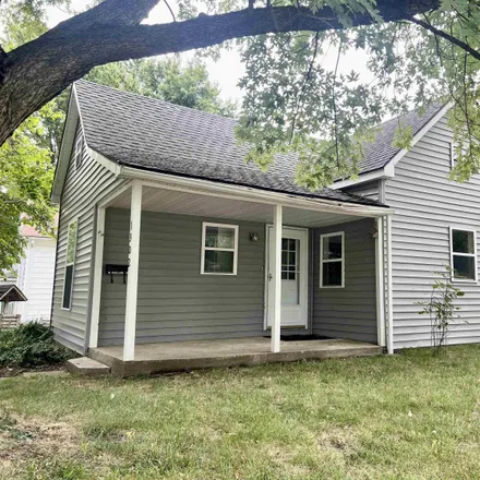 Buy this 1 bed house on 1001 South Wagner Avenue in Sedalia, MO 65301