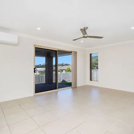 Image 8 - 31 Troy Knight Drive, Pimpama QLD 4209, Australia - Apartment for rent