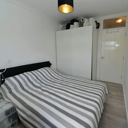 Image 4 - 28 Chelveston Crescent, Southampton, SO16 5SA, United Kingdom - Apartment for rent