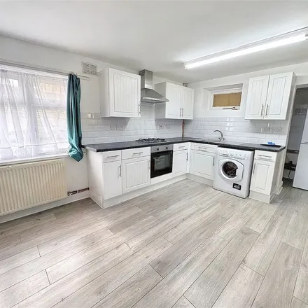 Rent this 4 bed apartment on 68 Chesterton Road in London, E13 8BD