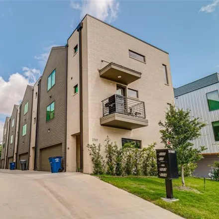 Rent this 2 bed condo on 2623 Kimsey Drive in Dallas, TX 75235