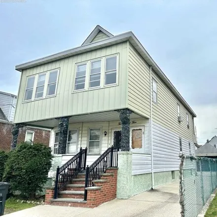 Image 2 - 223 Pierre Avenue, Garfield, NJ 07026, USA - House for sale