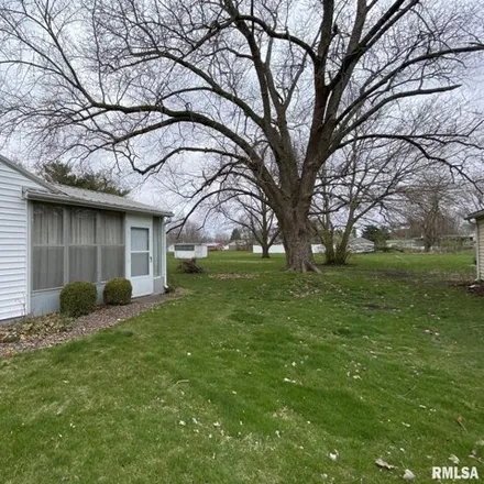 Image 7 - 345 South Hall Street, Roseville, Warren County, IL 61473, USA - House for sale