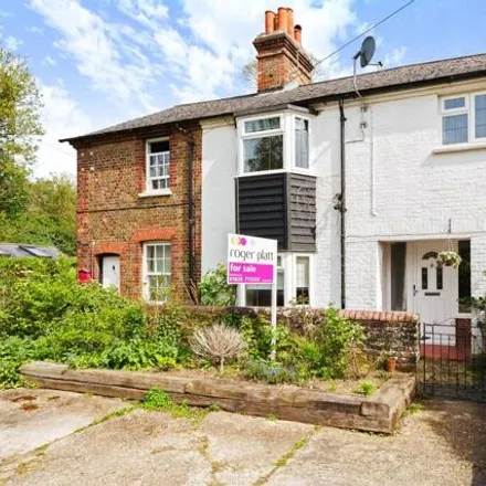 Buy this 3 bed townhouse on Amerden Lane in Taplow, SL6 0EA