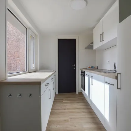 Image 1 - Rue de la Source, 6010 Couillet, Belgium - Apartment for rent