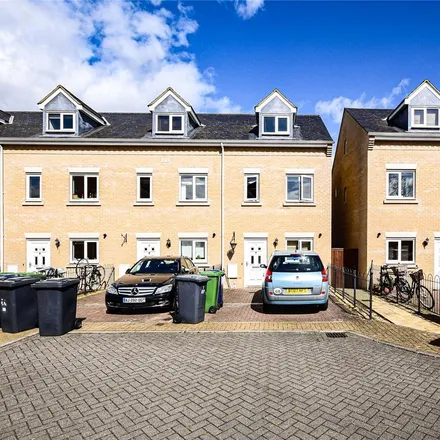 Rent this 3 bed house on 8 Brothers Place in Cambridge, CB1 8BN
