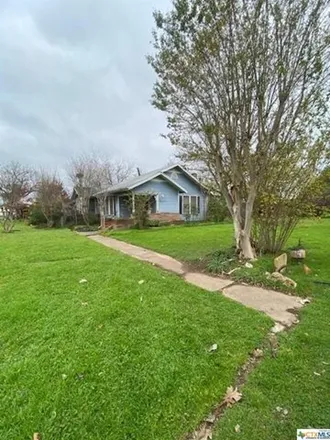 Buy this 3 bed house on 425 West Austin Street in Luling, TX 78648
