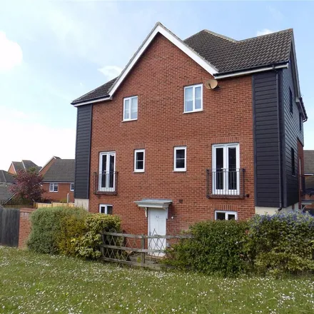 Rent this 3 bed duplex on Mortimer Road in Stowmarket, IP14 5GS