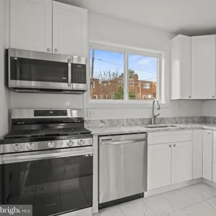 Image 2 - 5036 13th Street Northeast, Washington, DC 20017, USA - Duplex for sale