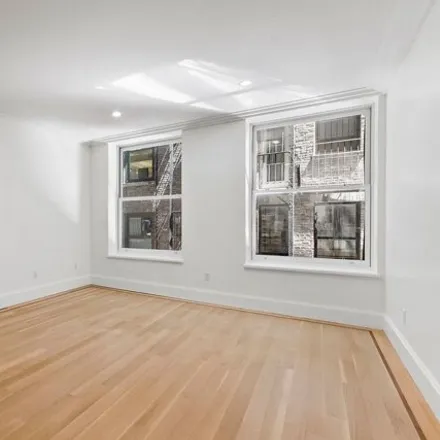 Image 7 - 37 West 19th Street, New York, NY 10011, USA - House for rent