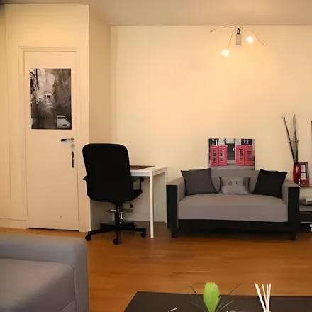 Rent this 2 bed apartment on 91 Rue de la Faisanderie in 75116 Paris, France