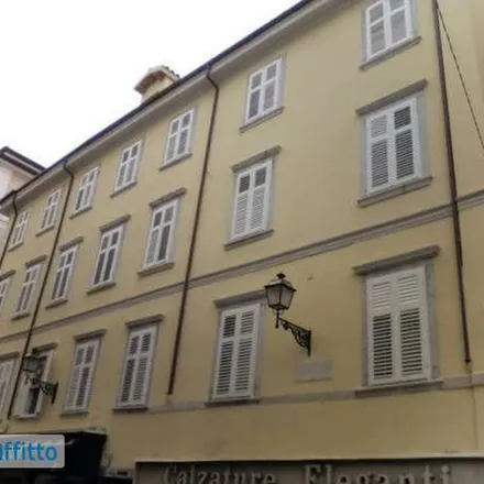 Image 2 - Il Tulipano, Via San Sebastiano, 34121 Triest Trieste, Italy - Apartment for rent