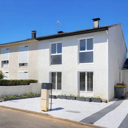 Rent this 6 bed apartment on Le Moulin in 15 Rue du Vau Chalet, 35830 Betton