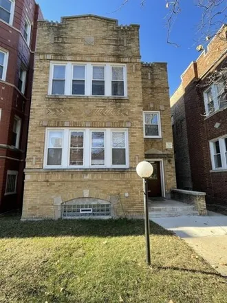 Buy this 5 bed house on 8016 South Saint Lawrence Avenue in Chicago, IL 60619