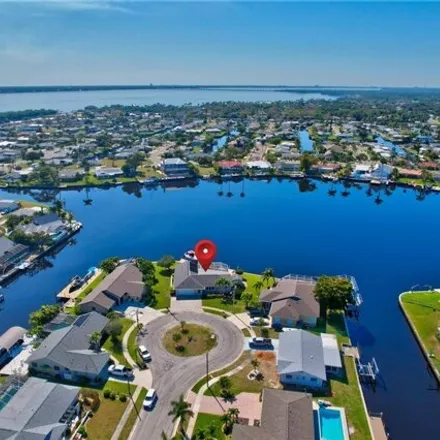 Image 1 - 4500 West Coral Circle, Lochmoor Waterway Estates, Lee County, FL 33903, USA - House for sale