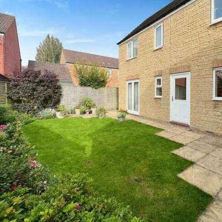 Image 3 - Sanders Close, Stratton St Margaret, SN2 7AE, United Kingdom - Townhouse for sale