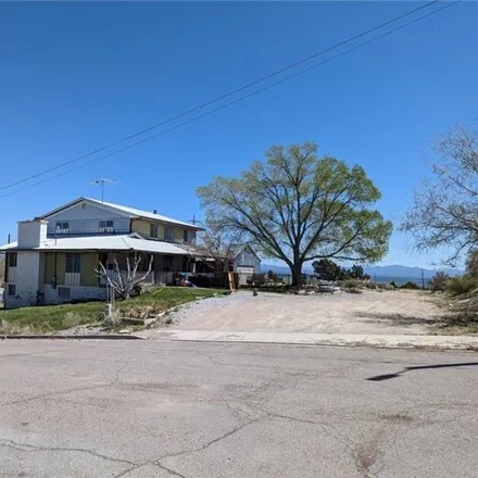 Image 3 - 150 Lightner Street, Pioche, NV 89043, USA - House for sale