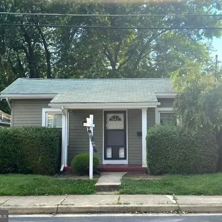 Rent this 2 bed house on 2110 N Emerson St in Arlington, Virginia