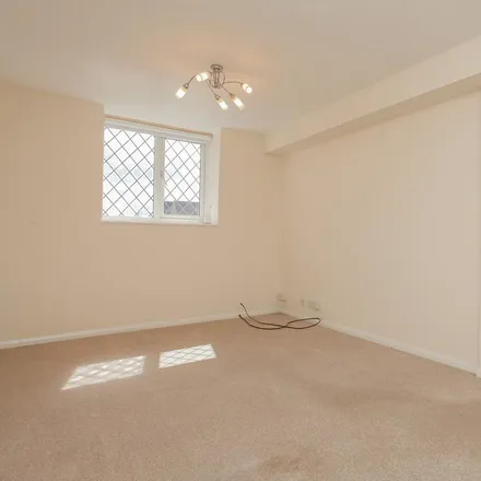 Image 2 - Wynford House, Main Road, Long Hanborough, OX29 8JX, United Kingdom - Apartment for rent