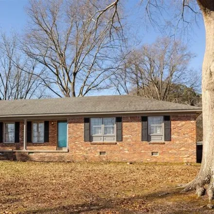 Buy this 3 bed house on 1811 Highland Drive in Corinth, MS 38834