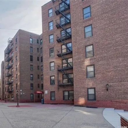 Image 9 - 83-77 Woodhaven Boulevard, New York, NY 11421, USA - Apartment for sale