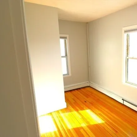 Image 7 - 193 Broadway, Somerville, MA 02145, USA - Apartment for rent