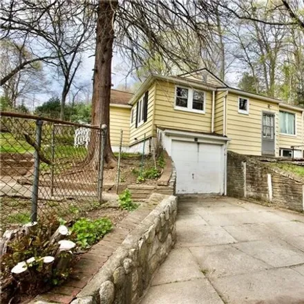 Buy this 2 bed house on 76 Gallows Hill Road in Van Cortlandtville, Cortlandt