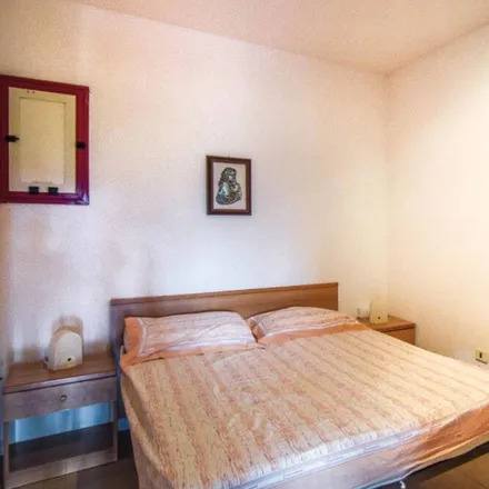 Rent this 2 bed apartment on Botricello in Via Ferrovia, Botricello Superiore CZ