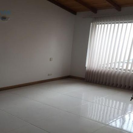 Rent this 4 bed house on Dorado Plaza in Diagonal 25G, Fontibón