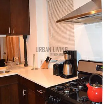 Image 4 - Astro Restaurant, 1361 6th Avenue, New York, NY 10019, USA - Apartment for rent