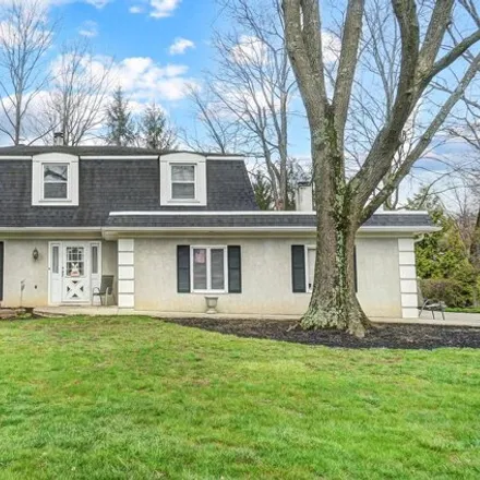 Buy this 4 bed house on 5181 Hawthorne Valley Drive in Genoa Township, OH 43082