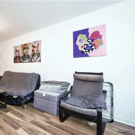 Buy this 1 bed apartment on unnamed road in London, SW11 2LR