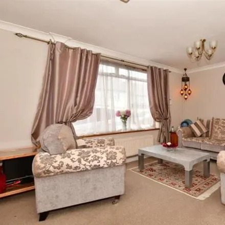 Buy this 5 bed house on Crossbow Road in The Lowe, London