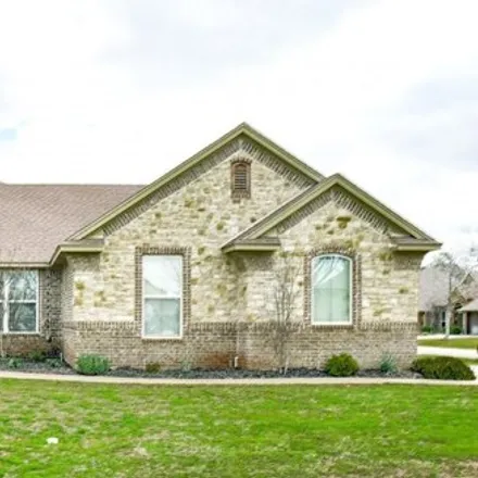 Buy this 3 bed house on 2857 Willow Ridge Circle in Granbury, TX 76049