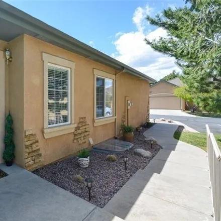Image 2 - 5664 Sonnet Ridge Point, Colorado Springs, CO 80918, USA - House for sale
