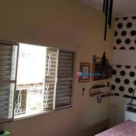 Buy this 4 bed house on Rua Sebastião de Paula in Centro, Hortolândia - SP