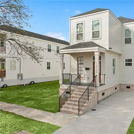 Buy this 3 bed house on 2306 Seminole Place in New Orleans, LA 70125