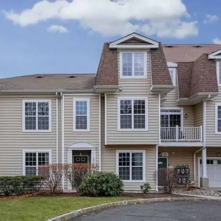 Rent this 3 bed condo on 798 Abby Road in Fairview, Middletown Township